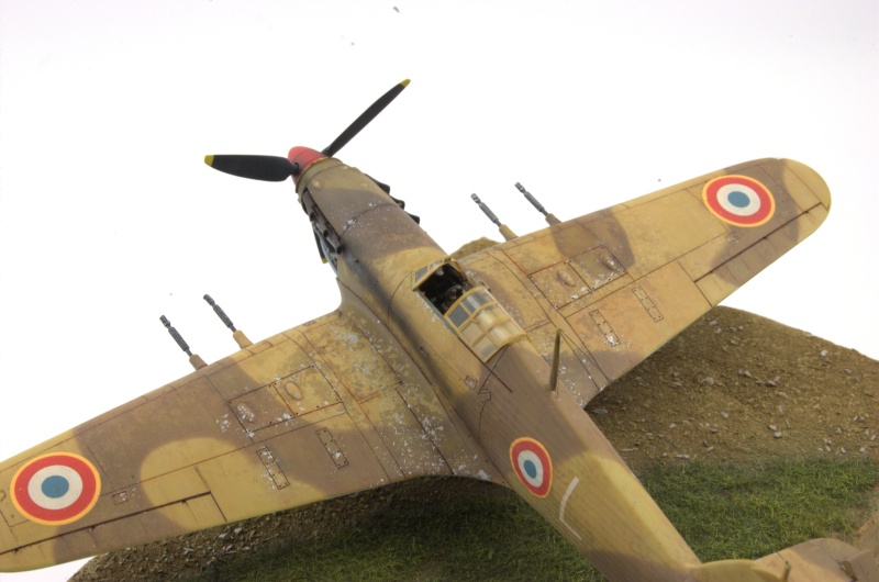 Hawker Hurricane MkIIc - French touch - Revell T710