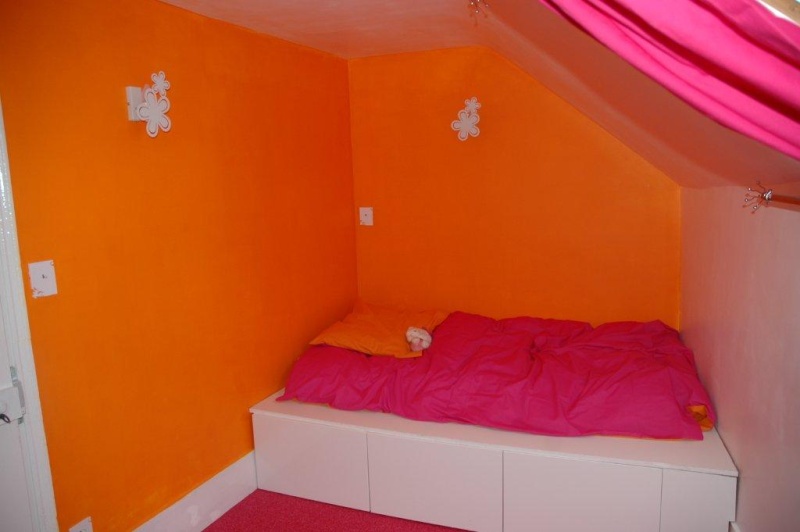 Toute petite chambre à la forme compliquée pour une petite fille choix et disposition du orange ? - Page 9 Dsc_0015