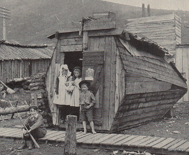 Dawson City, ville témoin de la ruée vers l'or du Klondike. 53135310