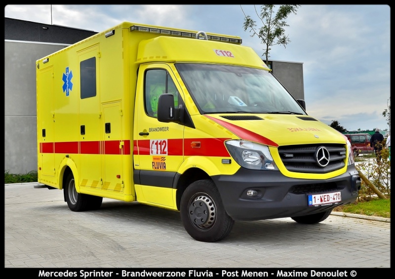 Nieuwe ambulance Brandweer Fluvia - Post Menen Zeik_m10