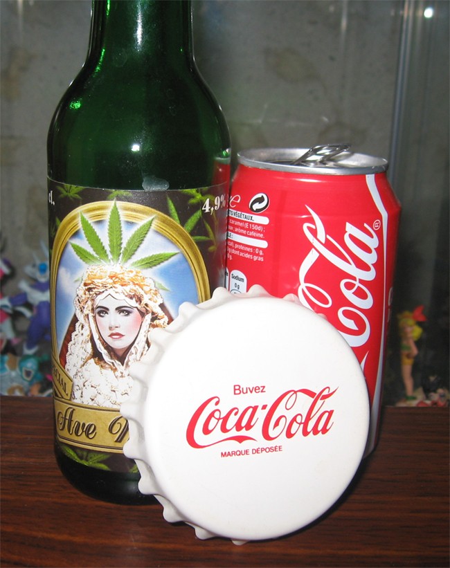 [Aliment]  La boutique COCA COLA (années 80). Coca110