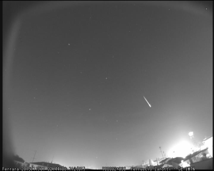 Fireball 20151107-224409 UT M2015172