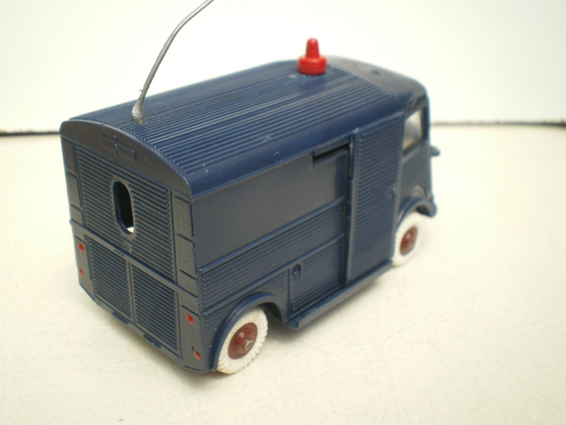 CITROEN TUBE H chez CLE, au 1/48 Imgp6613