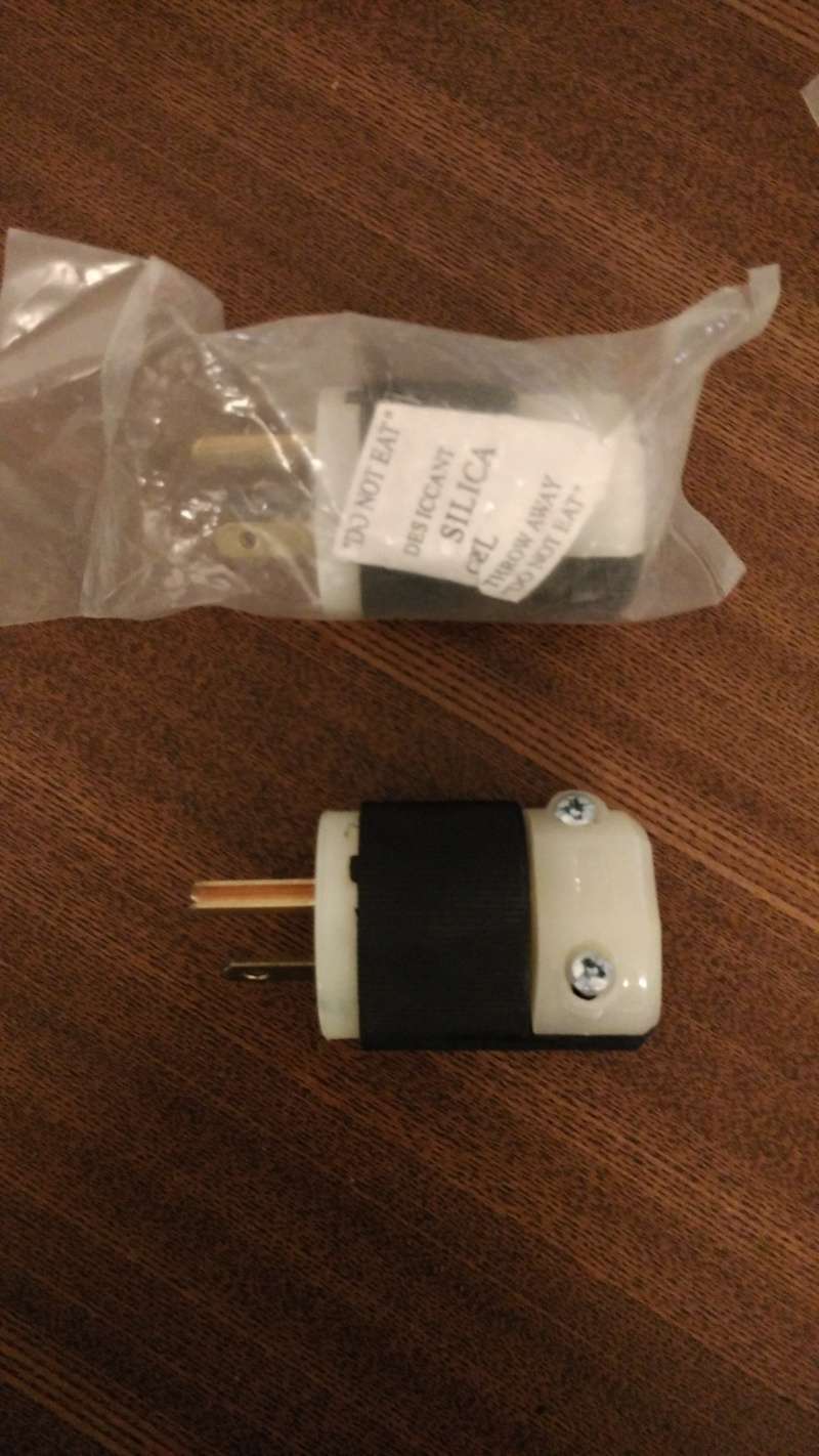 Sine US wall socket & Hubbell power cord plug Img_2012