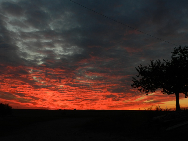 Vendredi 2 octobre 2015, couturier de maison et ciel en folie Vauvyr40