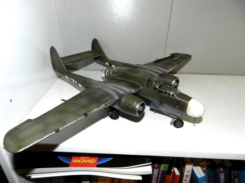 (Projet AA) Northrop P-61 "Black Widow" A-5 - 42-5545 - 425th NFS - 1/48 - Montage : page 7 - Page 31 Dscn1637