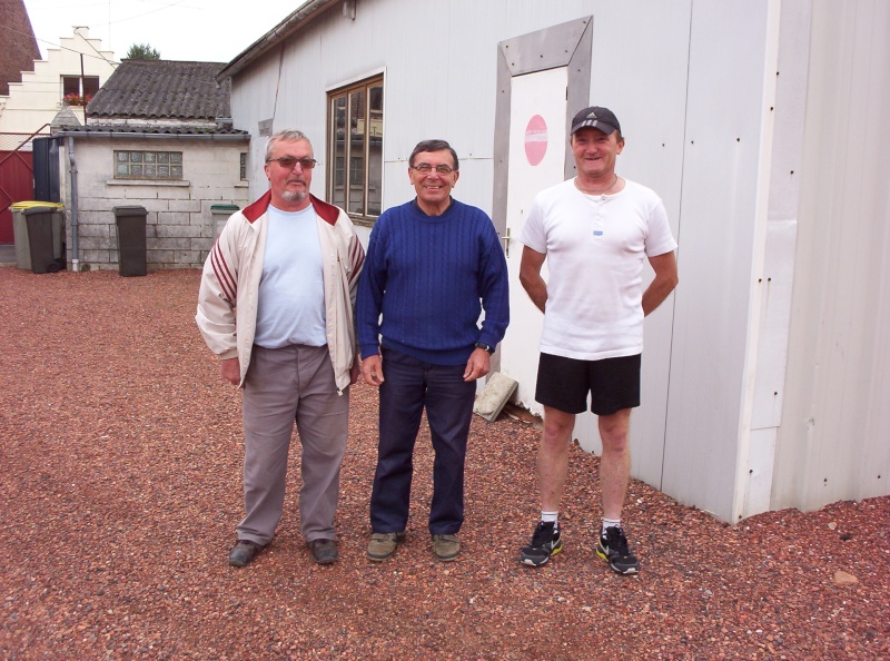 Enlogemnent et dépouillement du dernier concours le 29 août 2010 en présence du contrôleur François Maury très sérieux. 100_0935