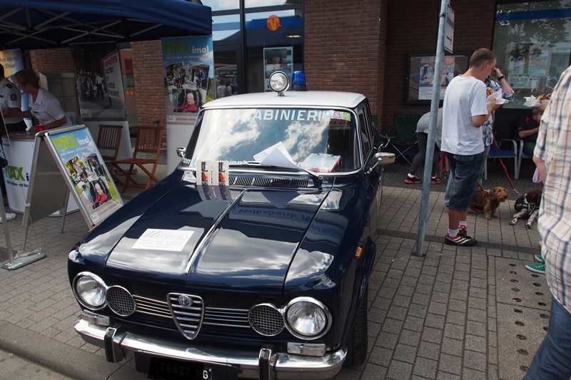 Alle Jahre wieder...... Oldtimer P7250012