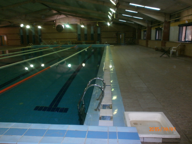 معالجة حمامات السباحة(اعادة تاهيل حمامات سباحة-كلية التربية الرياضية-بنات-الزقازيق) Pa010613