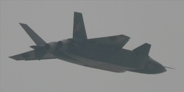 Chinese Chengdu J-20 stealth fighter - Page 3 J20_cl10