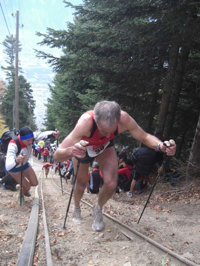 RESULTATS DU KILOMETRE VERTICAL DE FULLY DU 23 OCTOBRE 2010 - Page 2 Cimg1830