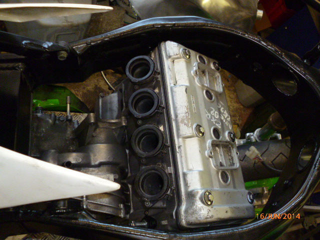 Restauration ZXR750R - Page 2 P1010712