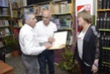 Jesús Cariglino inauguró una biblioteca popular en el club El Cruce _dsc2310