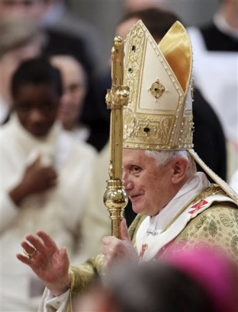 Benoît XVI annonce un consistoire pour le 20 novembre Benoit32