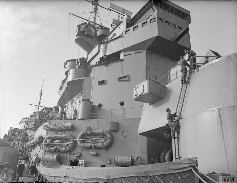 Cuirassé HMS King George V [Heller 1/400°] de 32Dundee Large210