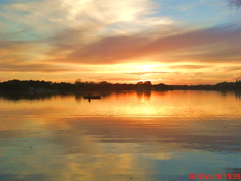 coucher de soleil sur l'étang du bois-joilland Dsc01514
