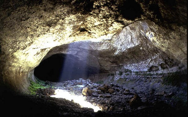 .: Les Grottes de Matata :. Etna_g11