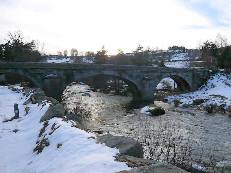 CALENDRIER 2011 (les ponts lozériens) Le_bas11