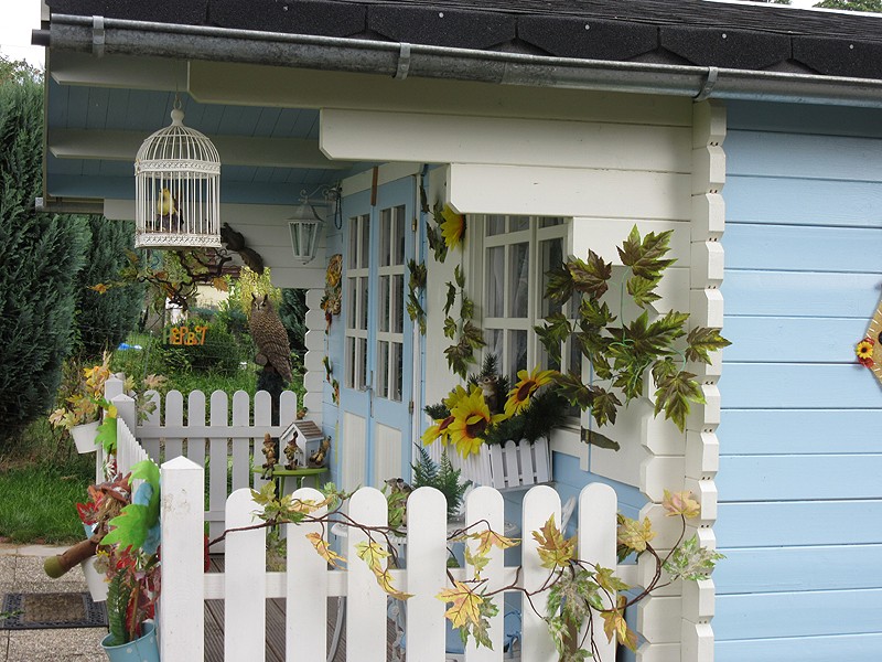 Puppenhaus im herbstlichen Gewand 0710