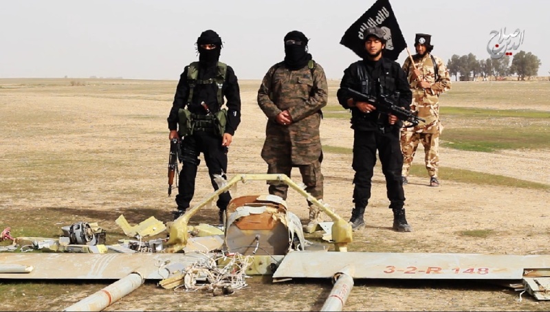 فيديو الدولة الإسلامية تسقط طائرة بدون طيار في منطقة الجلام شمال شرق مدينة سامراء 10112