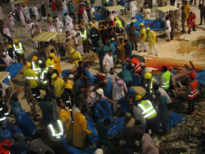فيديو وصور : 95 حالة وفاة و211 مصاب في حادثة سقوط رافعة الحرم 45757_10