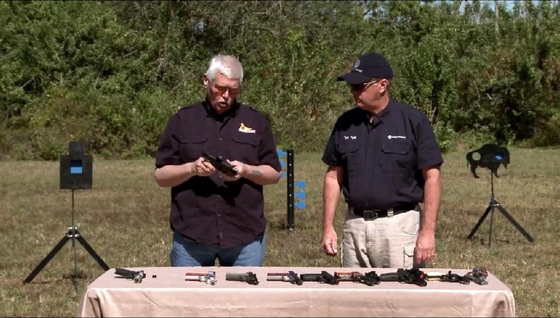 اختار القطعة السلاح مسدس أوتوماتيكي من 10 أنواع وتعلم كيف تعمل 5810