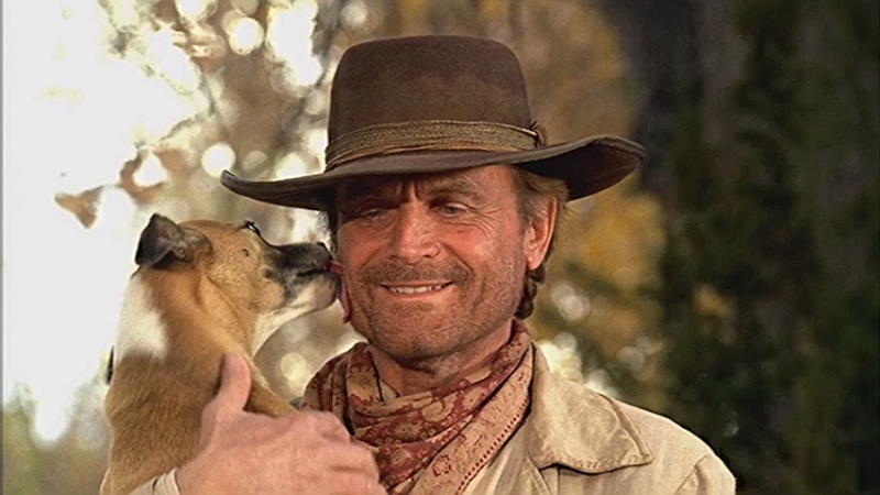 DOC WEST <img src= - DOC WEST, Giulio Base et Terence Hill, 2009. Doc_we16