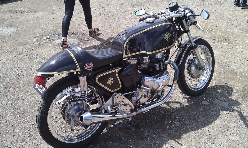 Expo motos et voitures anciennes à DAOULAS Imag0013