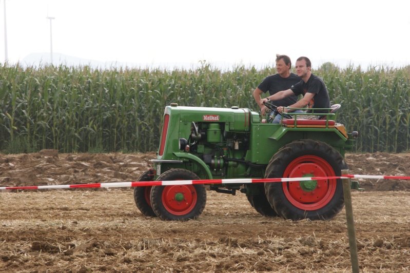 Lanz-Bulldog,  Unimog- und Opelfestival - Seite 2 Dsc04137