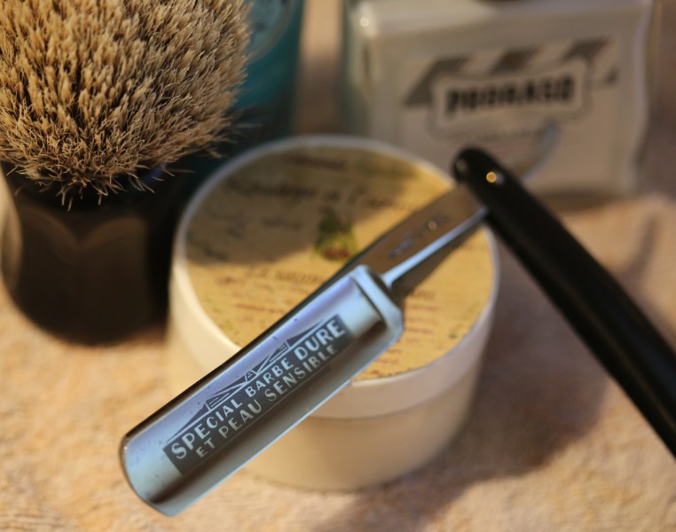 Shave of the Day - Page 37 Sx4b0413