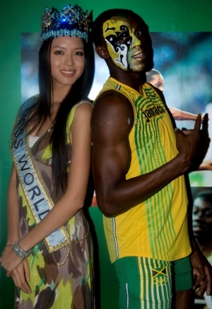 Usain Bolt and Friends I just couldnt help it as Im a big fan and these pics of him are cute! Usain_10