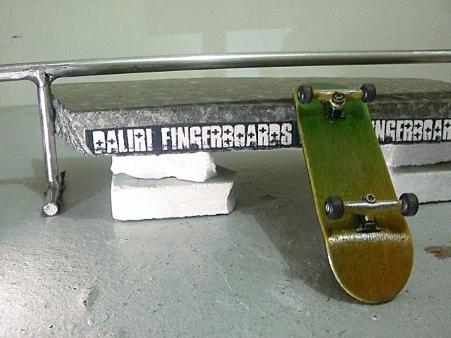 FingerBoard Photos - Page 13 Cimg3011