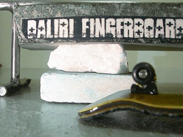 FingerBoard Photos - Page 13 Cimg3012