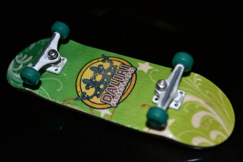 your fingerboard set-up - Page 7 Dsc_0010