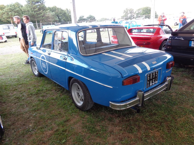 1ER FESTIVAL MERCEDES - Page 2 Img_3022