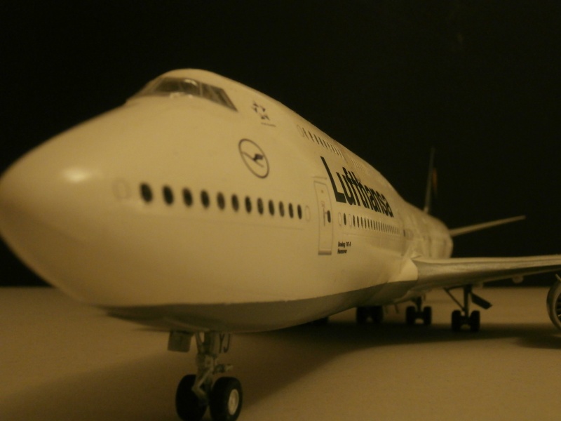 Boeing 747-830 i - Lufthansa /Zvezda-Draw décals-1/144 B747-814