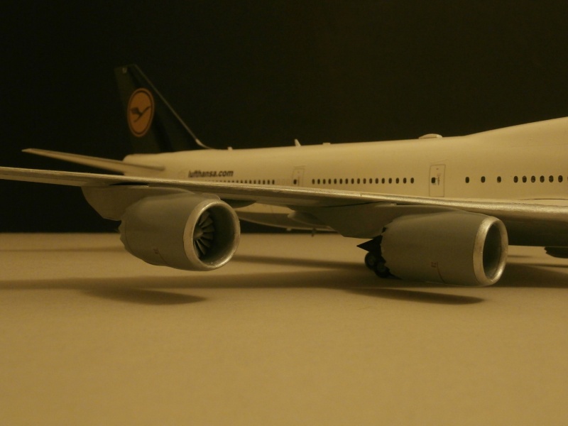 Boeing 747-830 i - Lufthansa /Zvezda-Draw décals-1/144 B747-815
