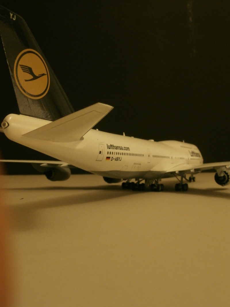 Boeing 747-830 i - Lufthansa /Zvezda-Draw décals-1/144 B747-816
