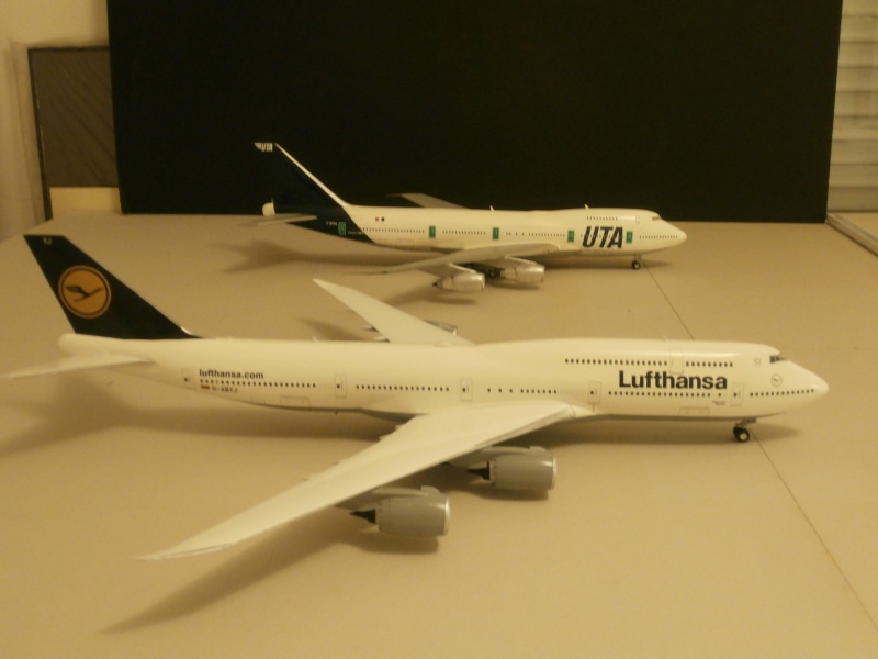 Boeing 747-830 i - Lufthansa /Zvezda-Draw décals-1/144 B747-819