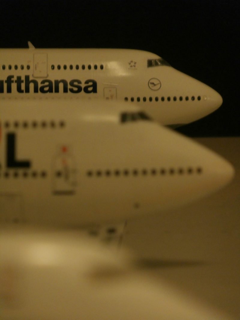 Boeing 747-830 i - Lufthansa /Zvezda-Draw décals-1/144 B747-825