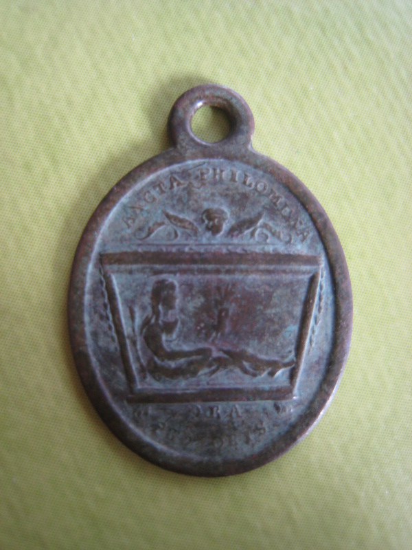 Médaille de (Sainte) Philomène XIXe siècle Madail10