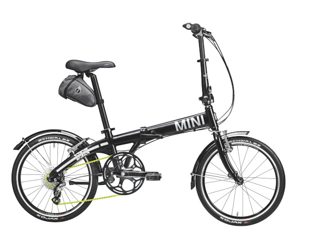 Absolutely emission-free – the MINI on two wheels P9007519
