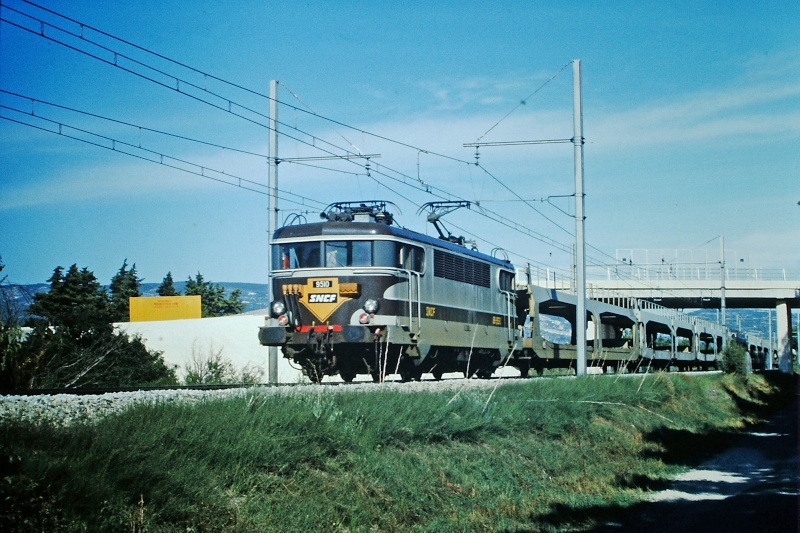 BB 9400 entre Avignon et Miramas via Cavaillon: Bb-94010