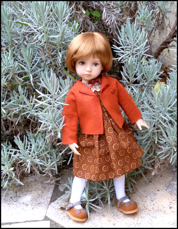  une petite fille de l'automne habillée par....Petra  P1360210