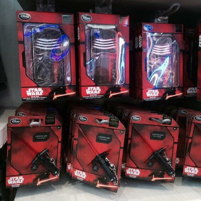 Les Articles Star Wars Disney Store Image59