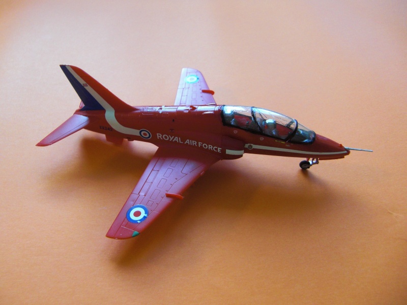 Hawk T1A (Red Arrows) - TERMINADO - Junio 19 2011 Cimg6627