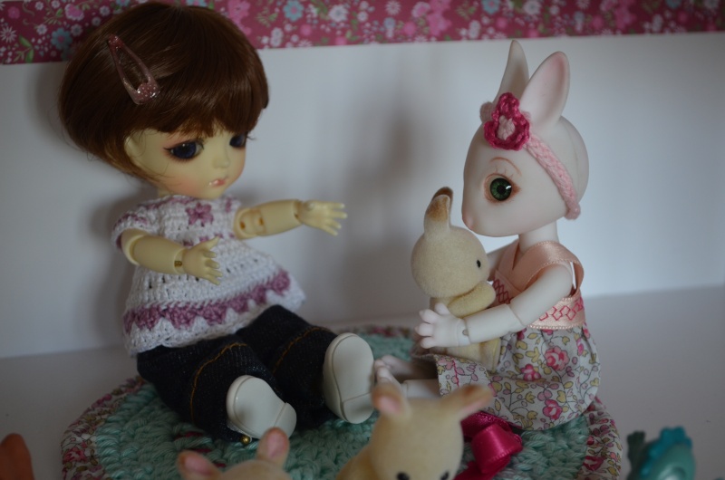 une Pullip, un minipin et une Lati yellow Miel La_ren13