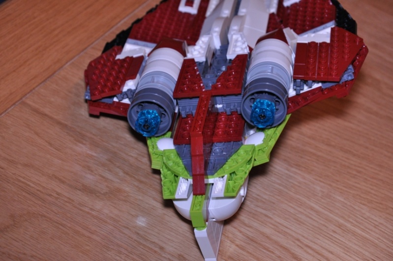 Lego - 10215 - UCS Obi-Wan's Jedi Starfighter Dsc_0247