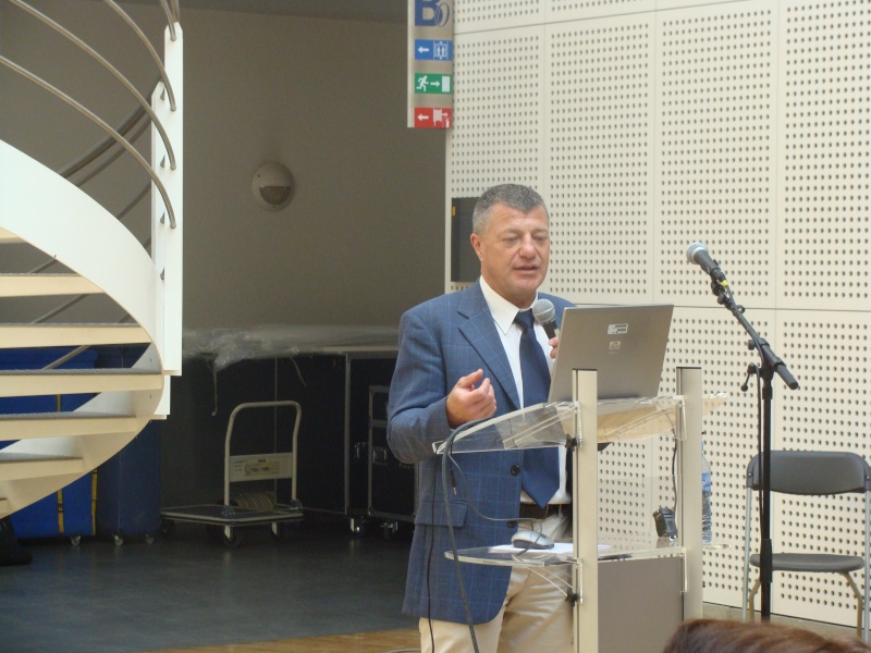 Conferance Vladimir Plester, candidat astronaute belge à l'ESA Dsc03312