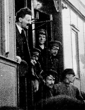 6 novembre 1917 : La Révolution d'Octobre. Trotsk10
